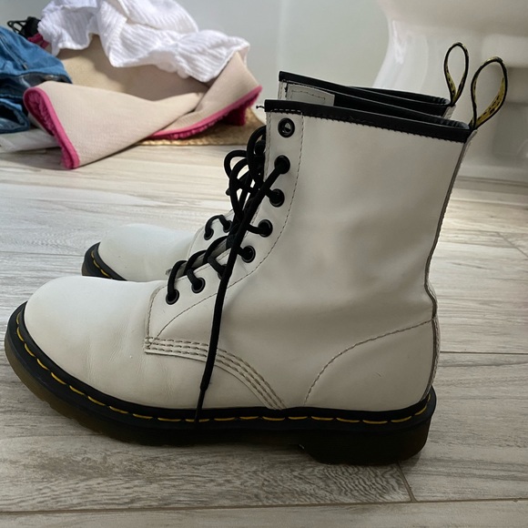 White 1460 DR. MARTEN - Picture 3 of 8